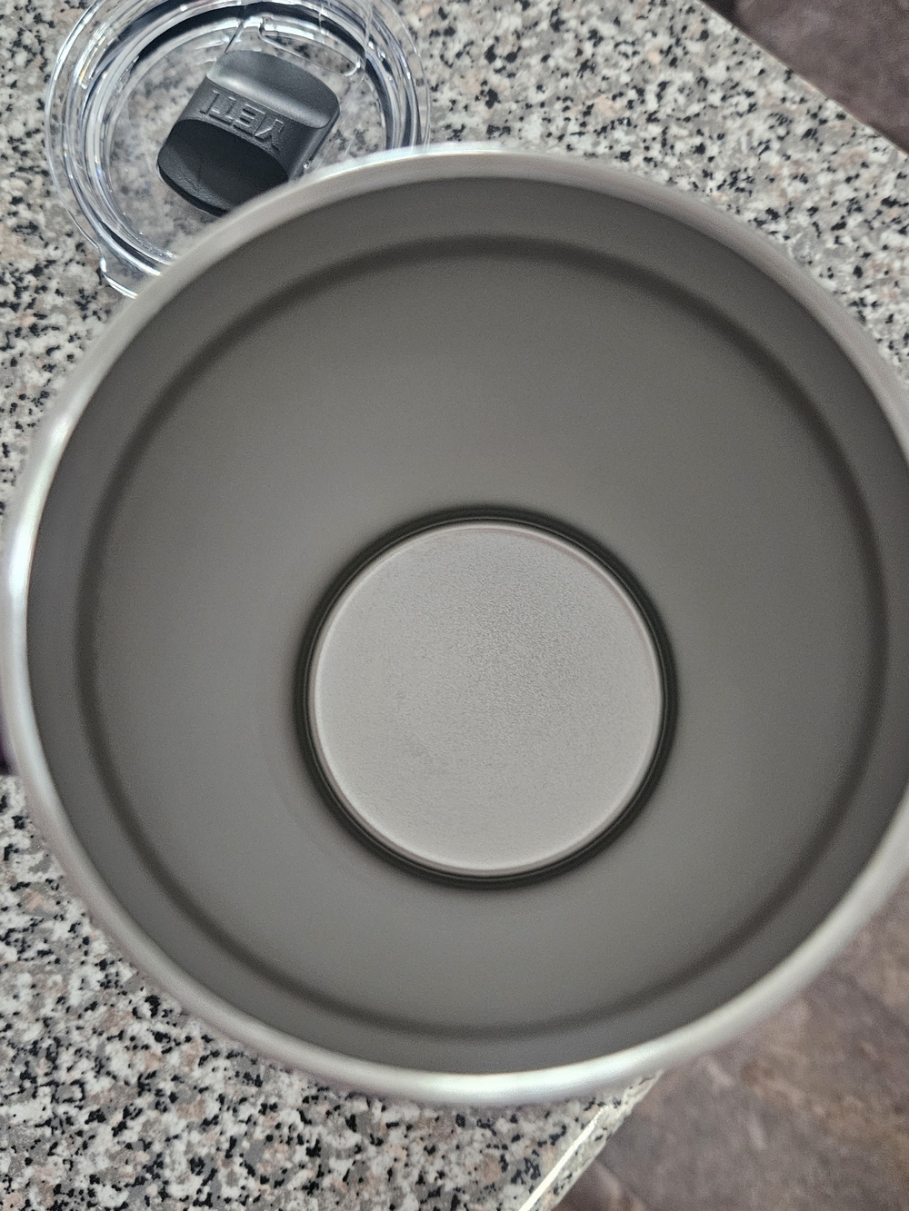 Yeti - Picture 4 of 4
